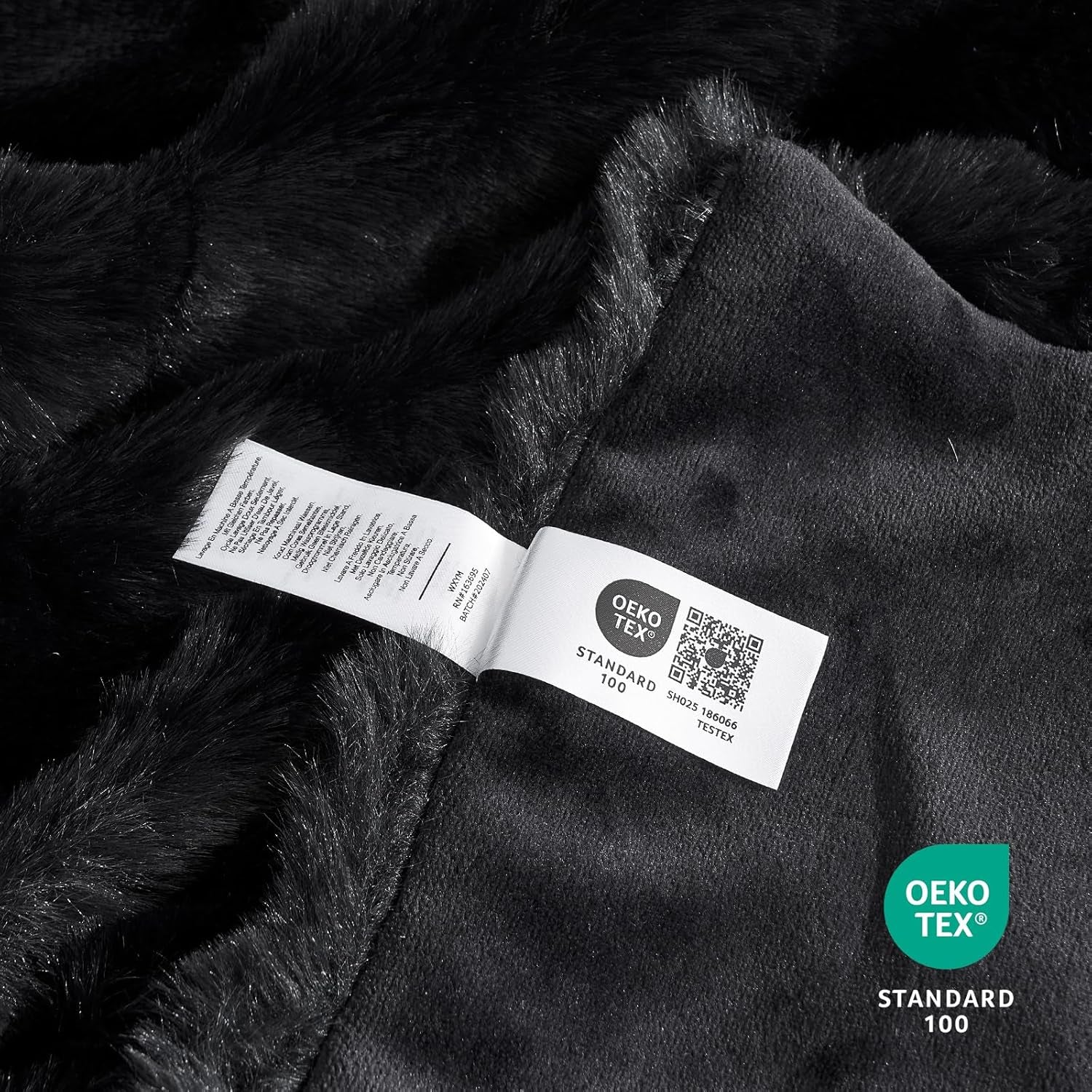 Faux Fur Throw Blanket for Couch, Fuzzy Soft Plush Thick Bubble Blanket for Sofa Bedroom Living Room, 50 * 60 Inches Black